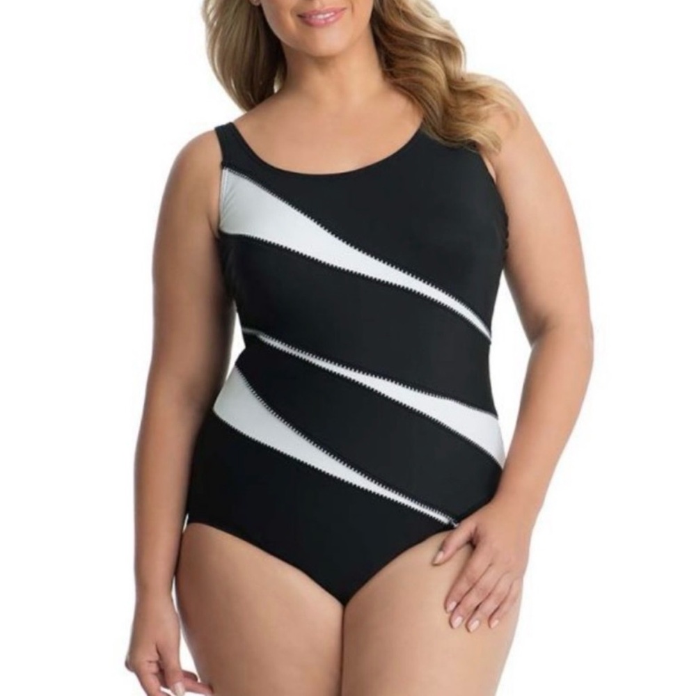 Size 18W Miraclesuit Helix One Piece Swimsuit‎ Tummy Control Underwire